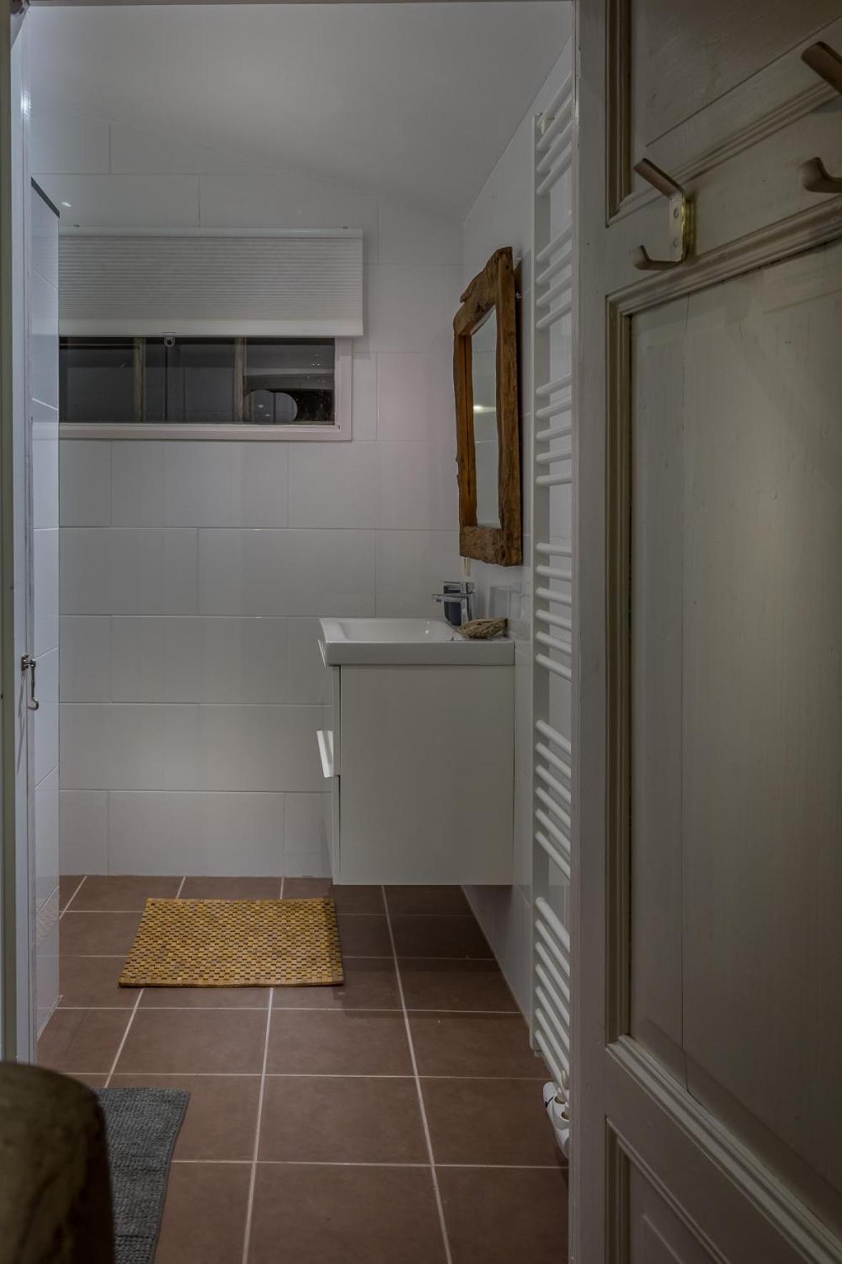Aan De Holle Weg. Zeer Landelijk Gelegen Verbouwde Stal Tot Woning Nuth 외부 사진