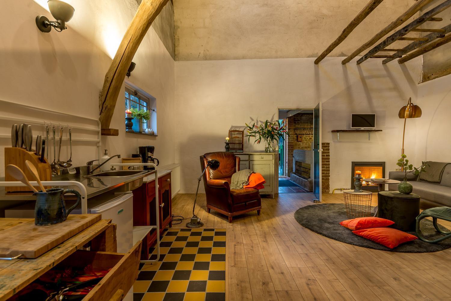 Aan De Holle Weg. Zeer Landelijk Gelegen Verbouwde Stal Tot Woning Nuth 외부 사진